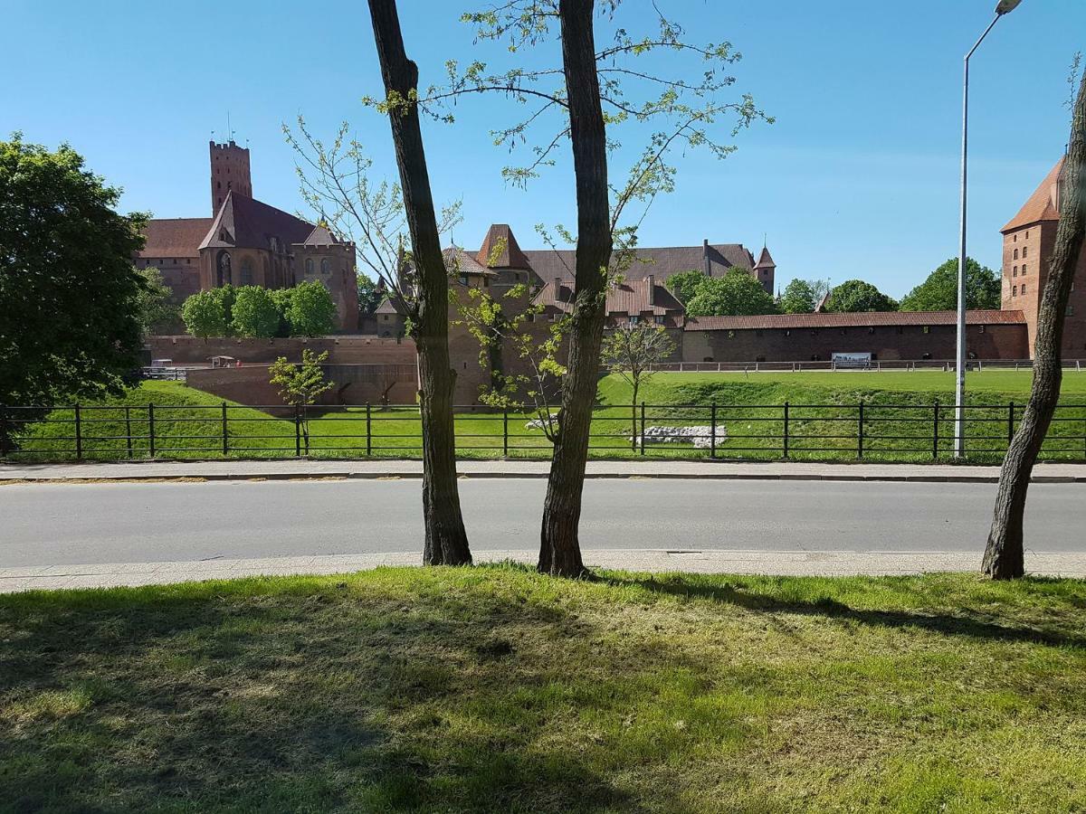 Ferienwohnung Good Station Zamek Malbork Exterior foto